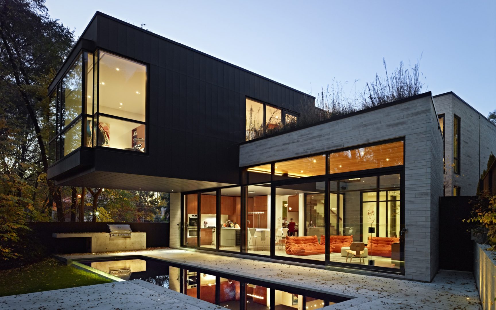 Cedarvale Ravine House, designed by award-winning architect Drew Mandel