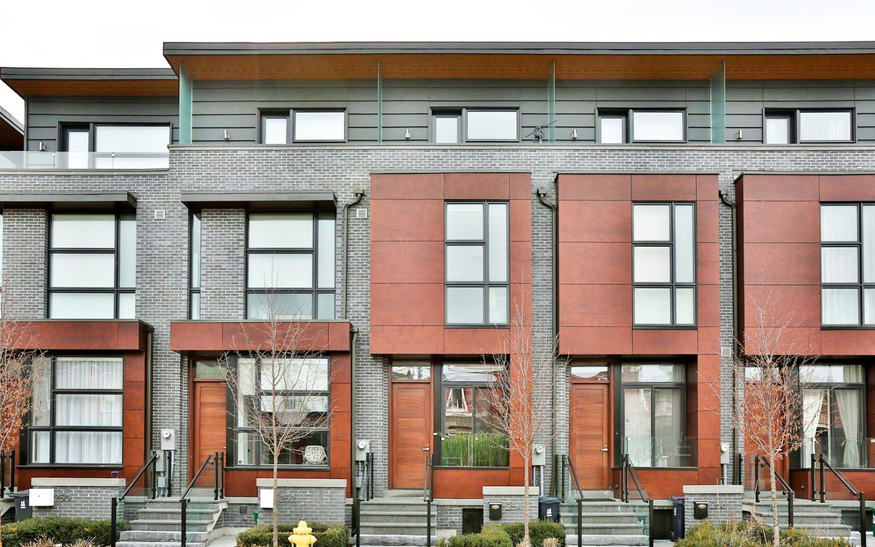 Modern Townhouses in Little Italy on Manning Ave
